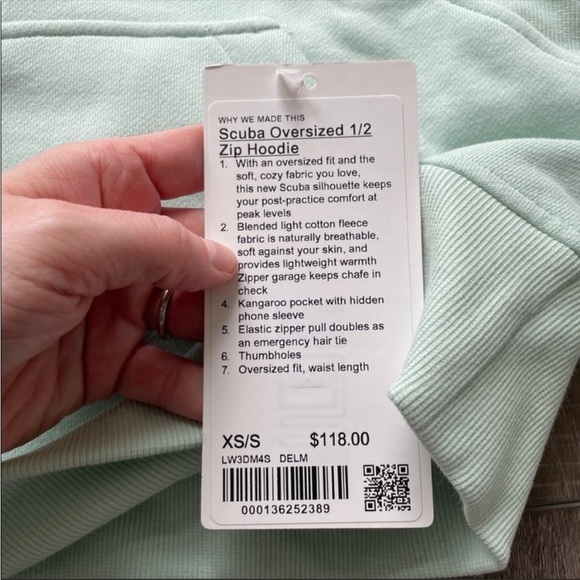 Lululemon Scuba Oversized 1/2 Zip Hoodie in Delicate Mint Size XS/S - Picture 6 of 7